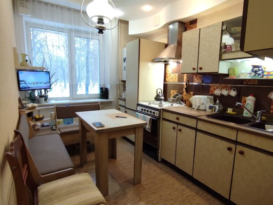 Здам затишну 2-кімнатну квартиру з автономним опаленням на Крошні Житомир