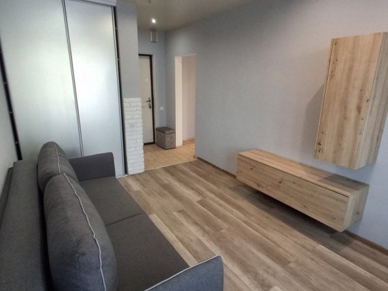 Здам 1 кімнатну квартиру пр. Червоної Калини 32Г Київ