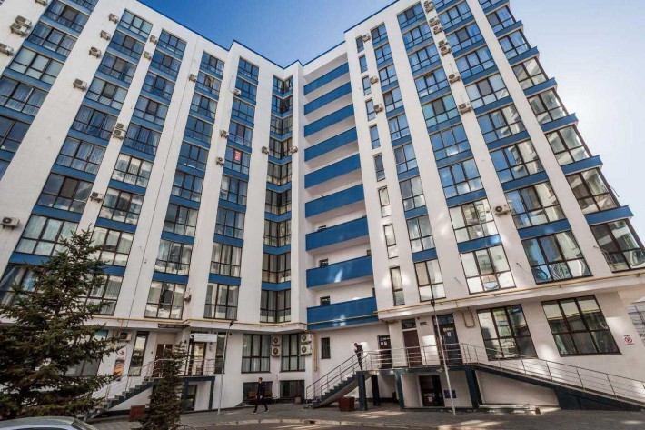 Продаж квартири вул. Центральна, 21-А, ЖК Рів'єра - фото 1