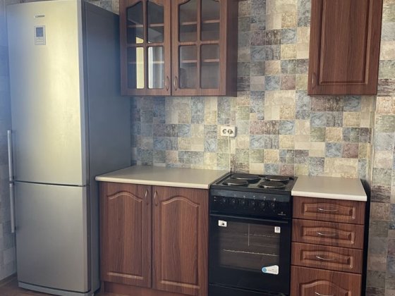 Оренда 3х кімнатної квартири по вул Здолбунівська Київ