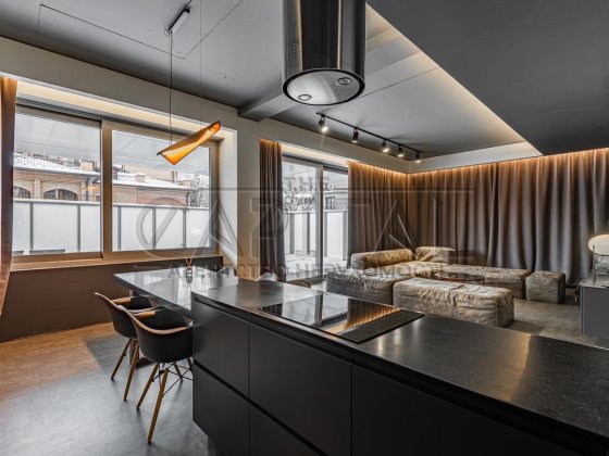 Оренда 3-кімнатної квартири/140м2/Центр/Печерськ/вул. Ломаківська Киев