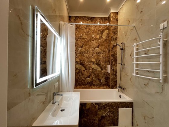 3к центр, безпека, тепло,царськ буд,ГАЗ, після ремонту, парковка Киев