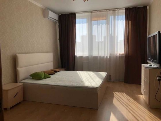 Оренда 2-к квартири на вул. Миколи Закревського Киев