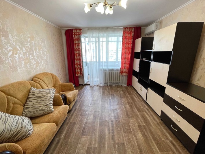 Газ и газовая плита! Сдам 1-к.кв. Оболонский район. Ул.Макеевская 7. - фото 1