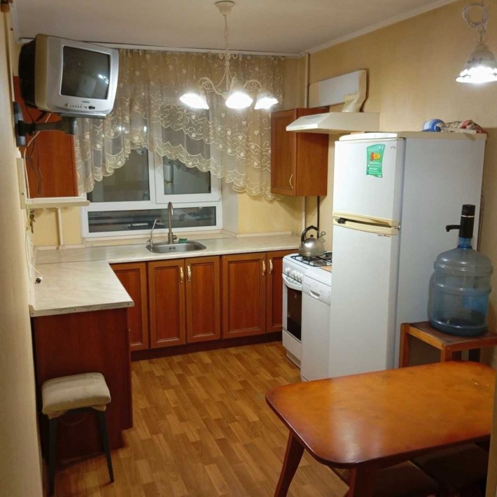 3к квартира вул. Ялтинська, 5-Б Дарницький ринок, Нова Дарниця - фото 1