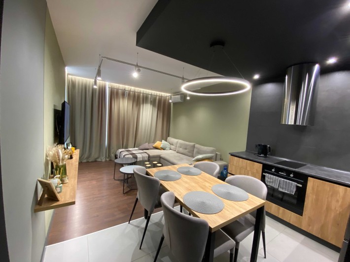 ВЛАСНИК | СВІТЛО НЕ ВИМИКАЮТЬ студія в ЖК «Комфорт Таун» - фото 1