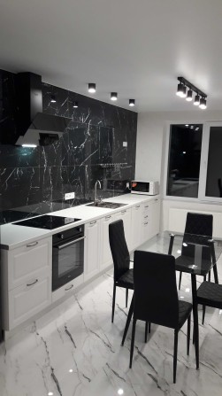 Власник! Ексклюзивна пропозиція! Світло не виключають! Є парковка! - фото 1