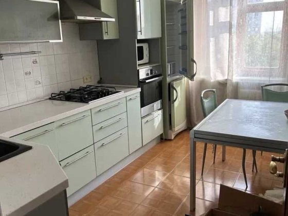 Трех комнатная квартра в аренду ,Голосеевский р-н Киев