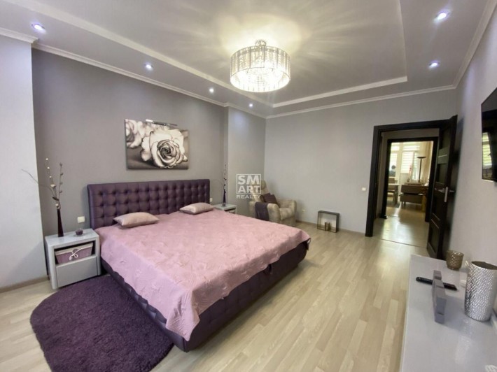 Велика 1 кім. ква-ра 55м2, внутрішня тепла з еврорем. генератор - фото 1