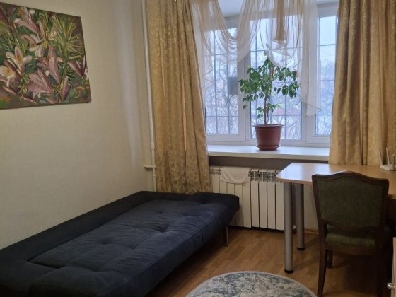 НЕ АГЕНСТВО Без комиссии .Сдаётся отдельная комната под ключ на Левобе Киев