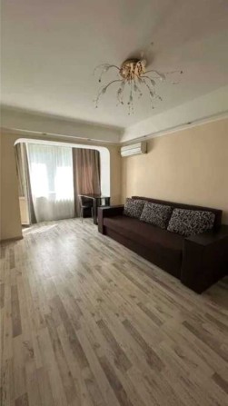 Здається 1-кімнатна квартира на вул.Петра Калнишевського,1 - фото 1