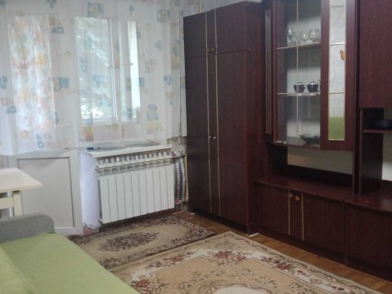 Здам однокімнатну на Дубровицькій Киев