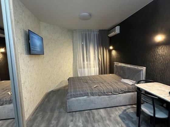 Оренда смарт квартиру Гашека 22/ є генератор Київ