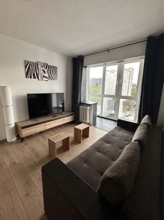 Гарна 2-к квартира Бул.Верховноі ради 8/20 - фото 1