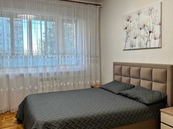 Оренда 2-к квартири на вул. Рональда Рейгана Киев