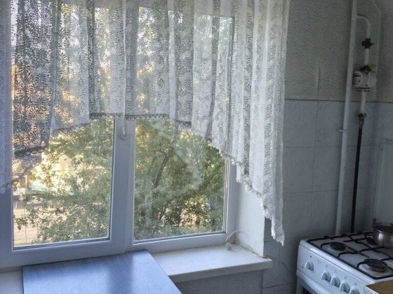 Оренда 1к, вул. Мілютенка 46, Деснянський район, метро Лісова Киев