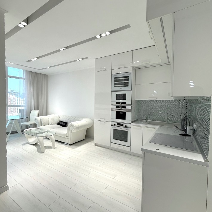 Дизайнерська студія з гардеробною 54м2 ЖК Central Park - фото 1