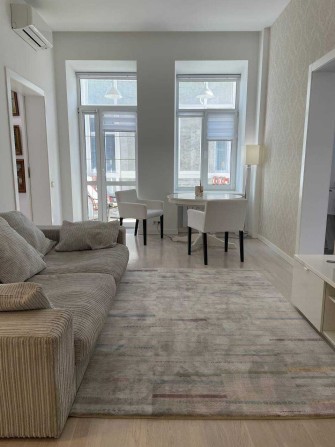 Без %, Простора та Світла Квартира в Самому Центрі, Лютеранська, 8 - фото 1