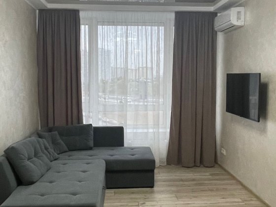 Здам в довгострокову оренду квартиру ЖК Славутич, власник,без комісії Киев