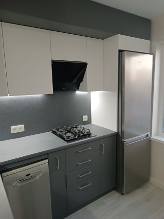 Аренда 2к квартиры с евроремонтом на Лазурной. Первая сдача. - фото 1