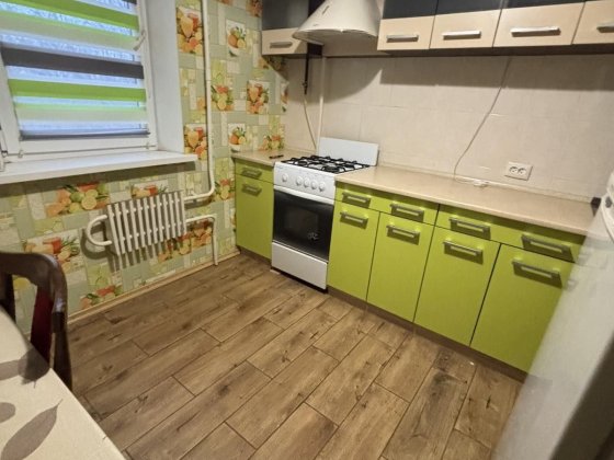 Оренда великої однокімнатної квартири