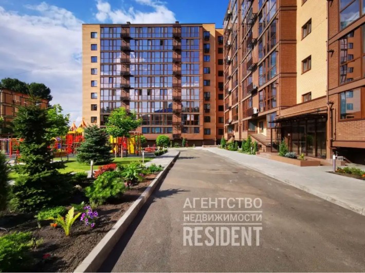 Сдам 2 ком ЖК Атмосфера. Газовое. Мало отключают свет. Паркинг - фото 1