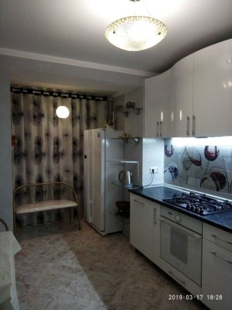 Оренда комфортної 2-кімнатної квартири, закритий двір, Вузівський - фото 1