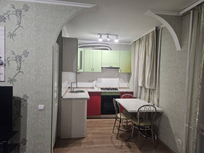 Здається в оренду двокімнатна Кв. Новий Бульвар 7.Центр. сім'я, пара. - фото 1