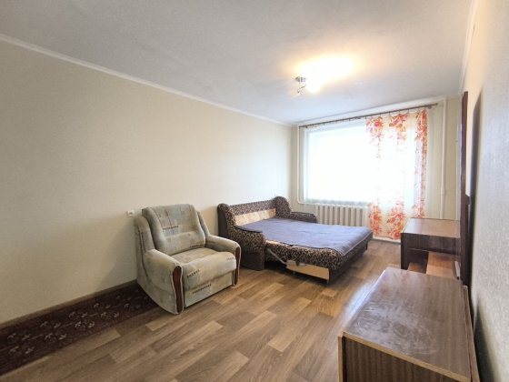 1 к. кв-ра на Победе-6. Залоговая сумма - 4000 грн, комиссия 50% Днепр