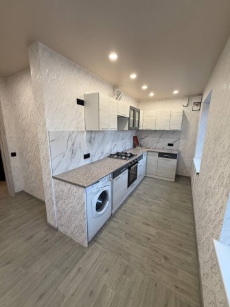 Оренда 3х. Науки Гагаріна Дафі - фото 1