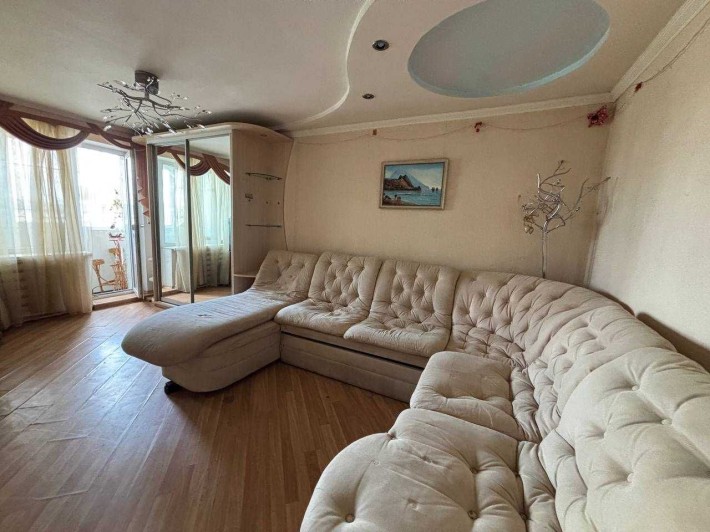 Сдам 1к большую квартиру на Победе 5 - фото 1