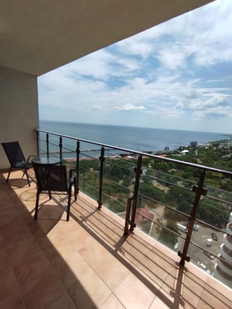 Сдаю 1 комн.квартиру  на Каманина, терраса, Аркадия, вид моря - фото 1