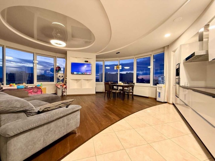 Без комиссии‼️ Пальмира: 110м², 2 спальни, Аркадия, вид, генератор - фото 1