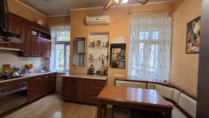 Сдам 3 х ком. квартиру в самом центре города на Пантелеймоновской - фото 1