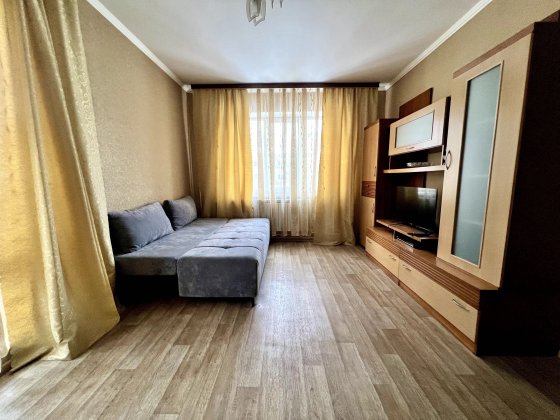 Здається в оренду ЗАТИШНА 1-кімнатна квартира Севастопольська площа Киев