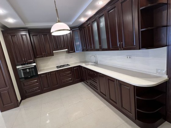 Для вас красива  3 кім квартира вул.Мікльоша Львов