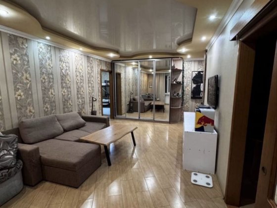 Оренда красивої 3 кімн кв на Тополь 3 автономне опалення Днепр