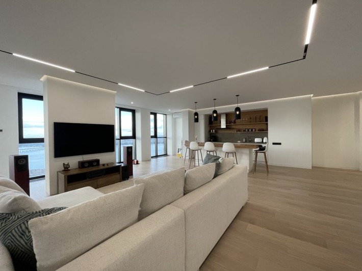 Сдается 2 к квартира студия ЖК Новодворянский - фото 1