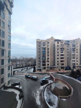 Центр парк Шевченко ЖК Мерседес - фото 1