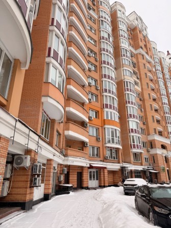 Здається 3 кімнатна квартира  26000грн м .Мінська Тимошенко 21 - фото 1