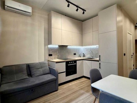 • Є ГЕНЕРАТОР | Оренда затишна євродвушка 37м2 в ЖК Каховська Київ