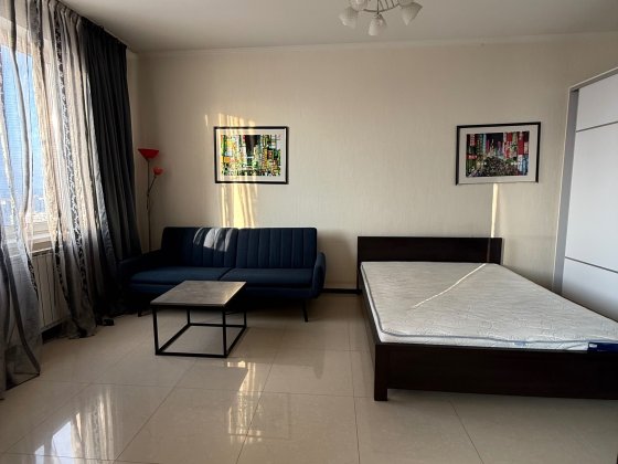 Здаю квартиру-студію Івасюка 4А! Генератор на ЛІФТ!! Киев