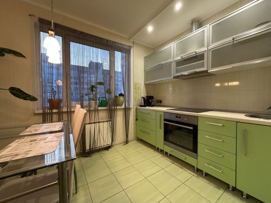 Оренда 1-кім. Райдужна, 63, ТРЦ Квадрат. Можна з тваринами. Київ