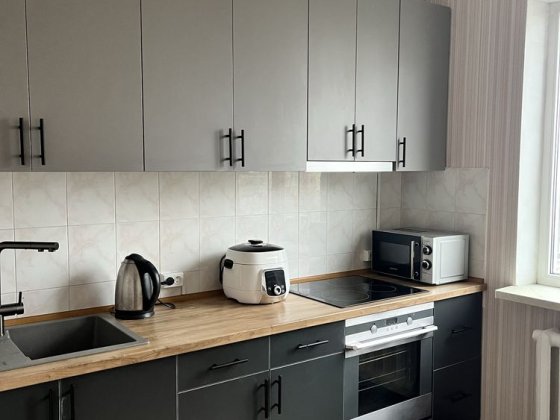 Трикімнатна квартира Милославська33, власник Киев