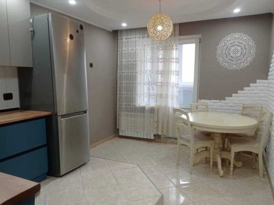 Здається 3к квартира 10 хв пішки м Васильківська Киев