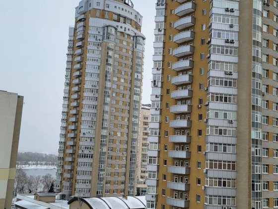 М Мінська, Оболонська наб., В. Івасюка (Гер. Сталінграда), 14. Вільна! Київ