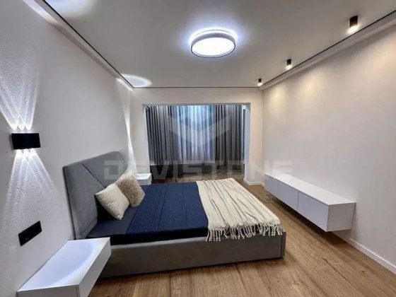 Продаж 1-кімнатної квартири поруч з метро «Політехнічний інститут» Київ