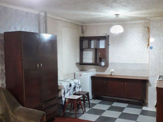 Здам 1-кімнатну  окрему квартиру в приватному будинку, метро Лісова - Київ