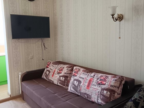 Оренда 1 вул.Ракетна, моноліт., 18.5 кв.м, лоджія, меблі, техніка Київ