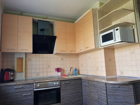 Довготривала оренда 1-кімн. квартири по вул.Райдужна 4, від власника. Киев